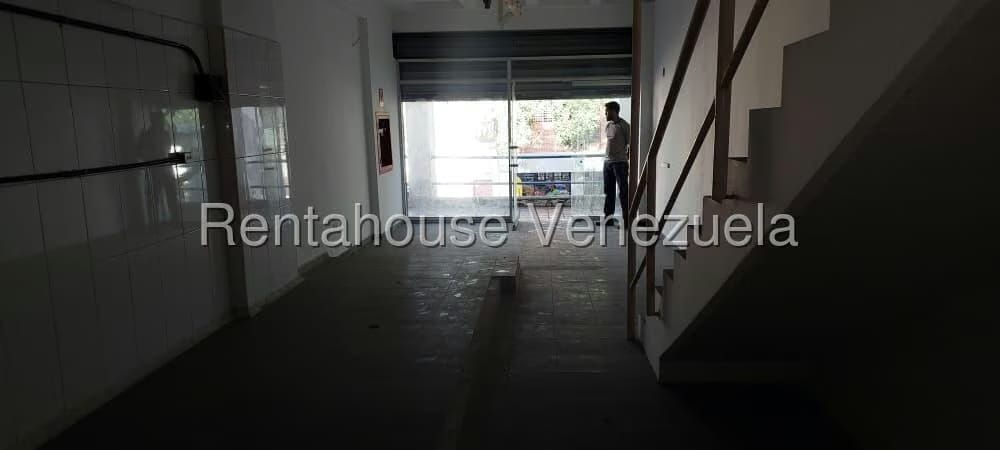 Comercial (Local Comercial) en Alquiler en Quinta Crespo, Distrito Metropolitano - 12