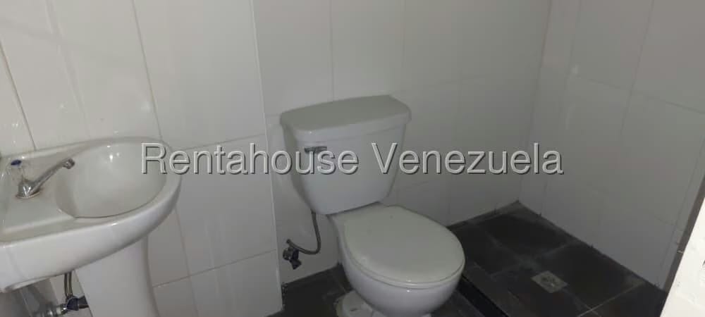 Comercial (Local Comercial) en Alquiler en Quinta Crespo, Distrito Metropolitano - 10