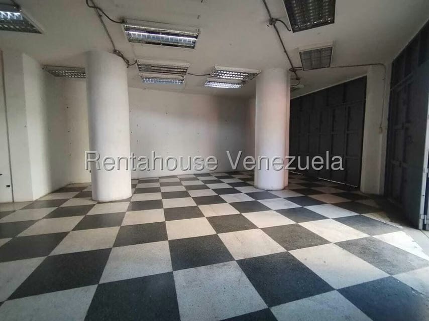 Comercial (Local Comercial) en Alquiler en Parroquia La Candelaria, Distrito Metropolitano - 9
