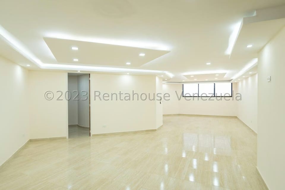 Apartamento (Penthouse) en Venta en Colinas de Valle Arriba, Distrito Metropolitano - 17
