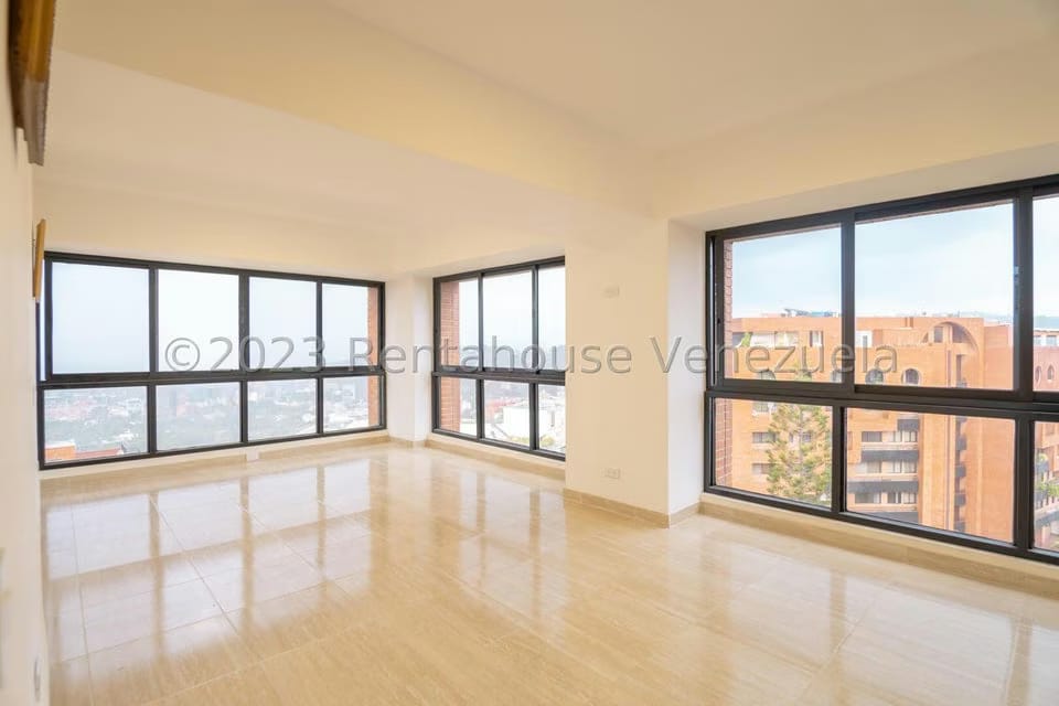 Apartamento (Penthouse) en Venta en Colinas de Valle Arriba, Distrito Metropolitano - 22