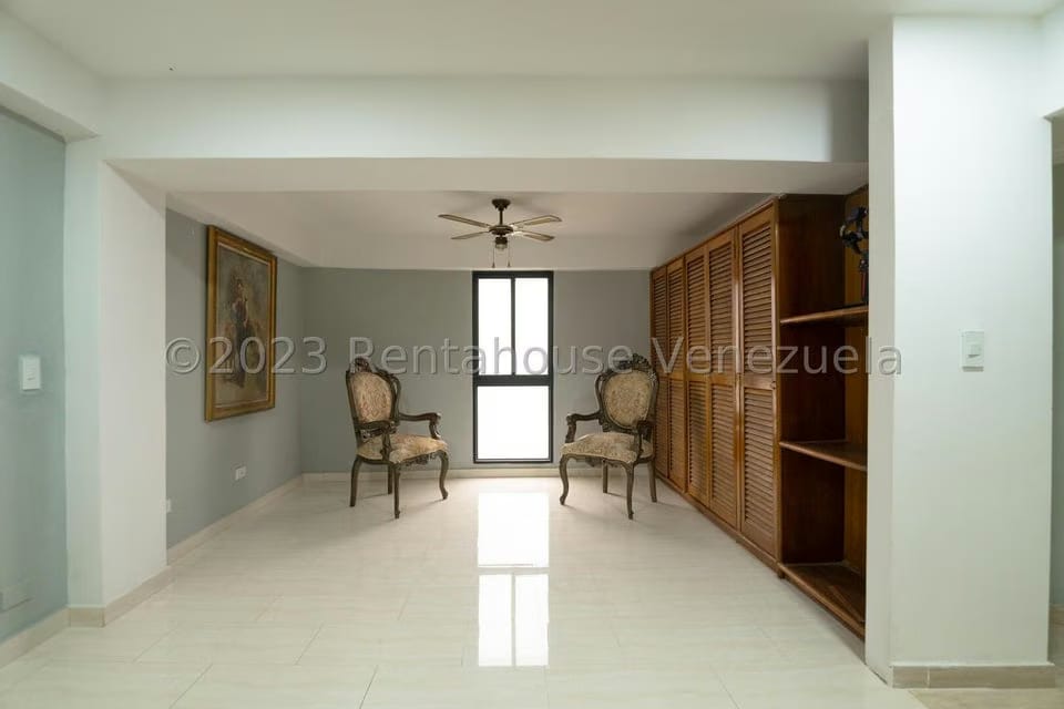 Apartamento (Penthouse) en Venta en Colinas de Valle Arriba, Distrito Metropolitano - 33