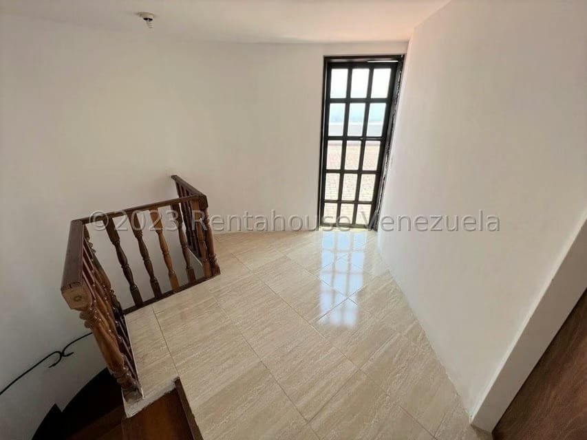 Apartamento (Penthouse) en Venta en Colinas de Valle Arriba, Distrito Metropolitano - 39