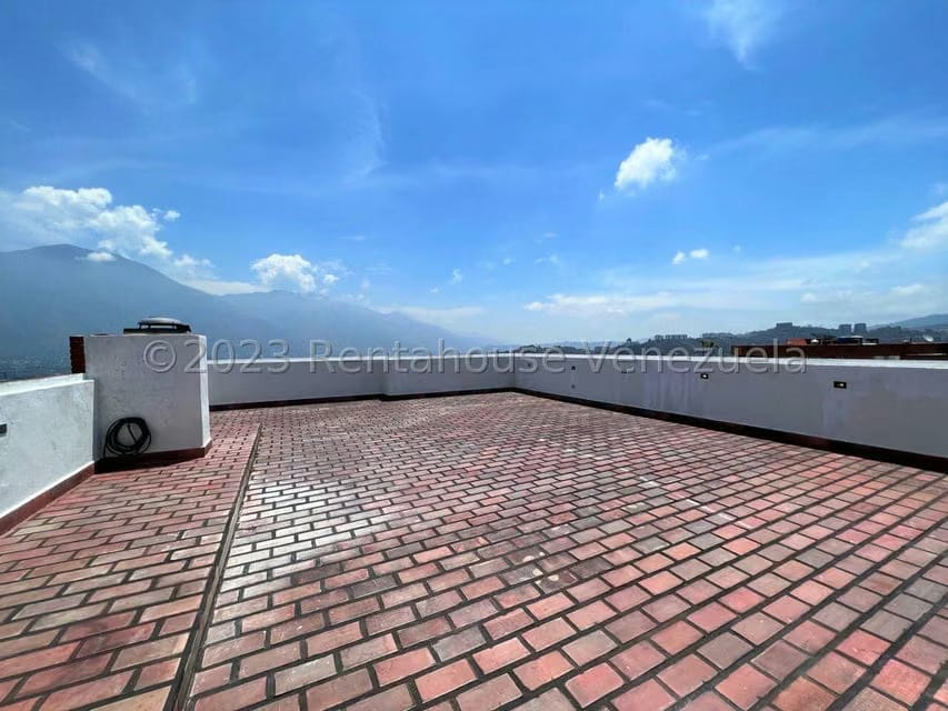 Apartamento (Penthouse) en Venta en Colinas de Valle Arriba, Distrito Metropolitano - 41