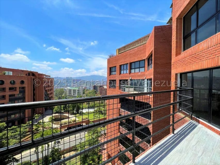 Apartamento (Penthouse) en Venta en Colinas de Valle Arriba, Distrito Metropolitano - 44