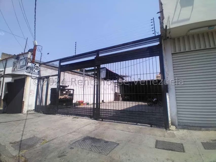 Terreno (Comercial) en Venta en Parroquia Catedral, Lara - 2