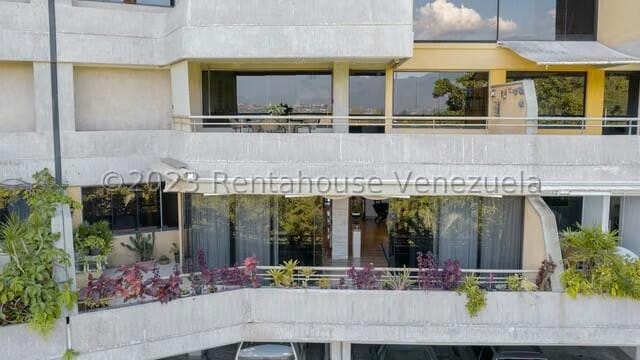 Apartamento (Duplex) en Venta en Lomas de La Lagunita, Distrito Metropolitano - 5