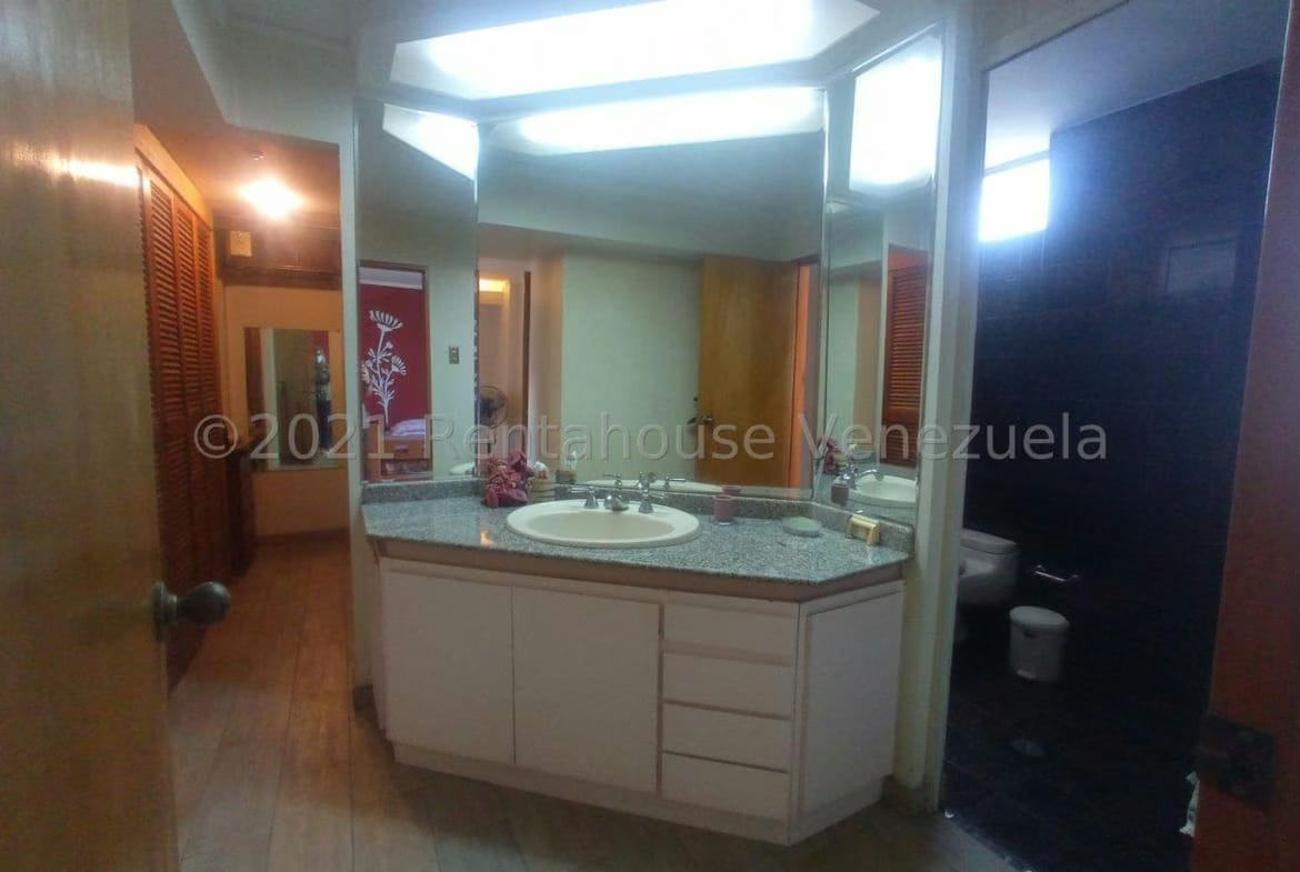 APARTAMENTO EN VENTA SELENE MARIN MLS#22-9610 - 4