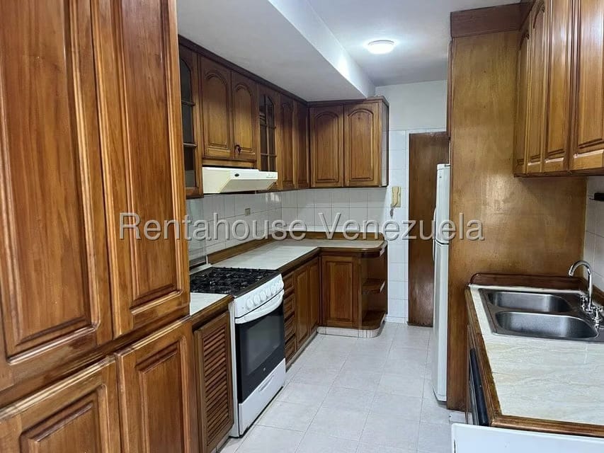 Apartamento (1 Nivel) en Alquiler en Las Chimeneas, Carabobo - 13
