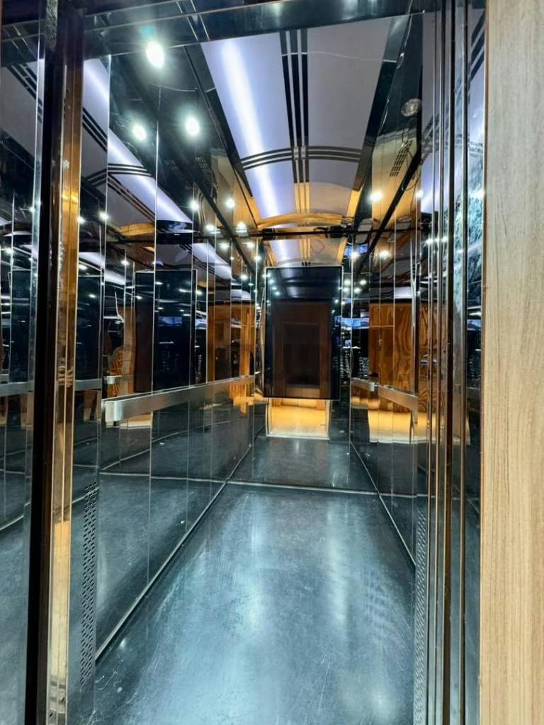 Oficina en venta, en una torre moderna - 6