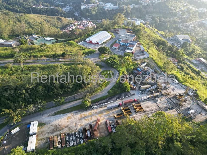 Terreno (Comercial) en Venta en La Rosaleda, Miranda - 19