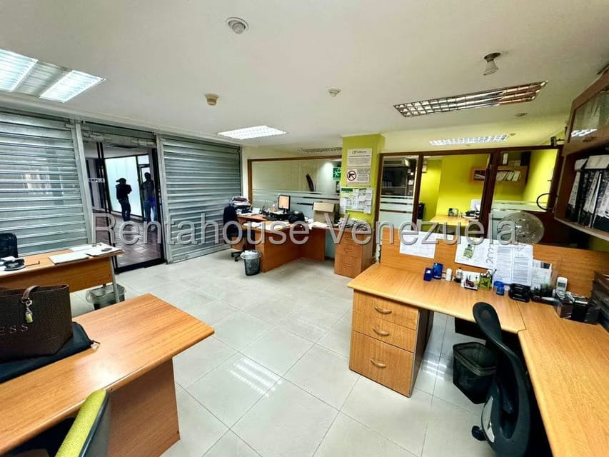 Comercial (Local Comercial) en Venta en Del Este, Lara - 11