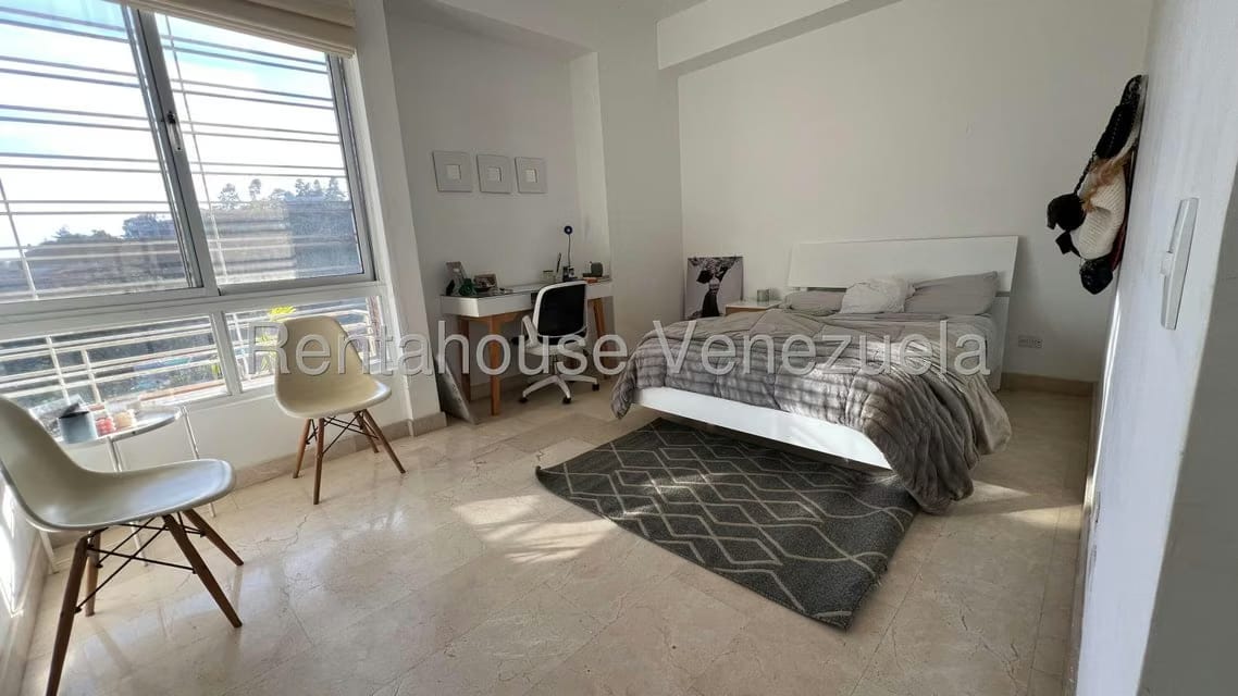 Apartamento (1 Nivel) en Venta en Alto Hatillo, Distrito Metropolitano - 23