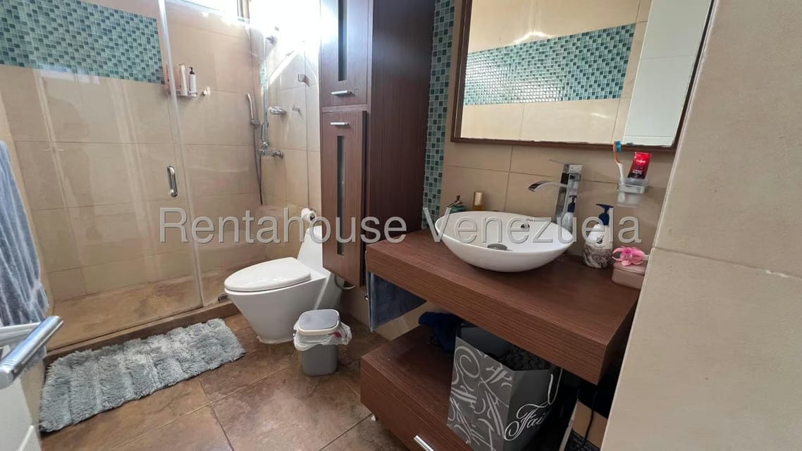 Apartamento (1 Nivel) en Venta en Alto Hatillo, Distrito Metropolitano - 25