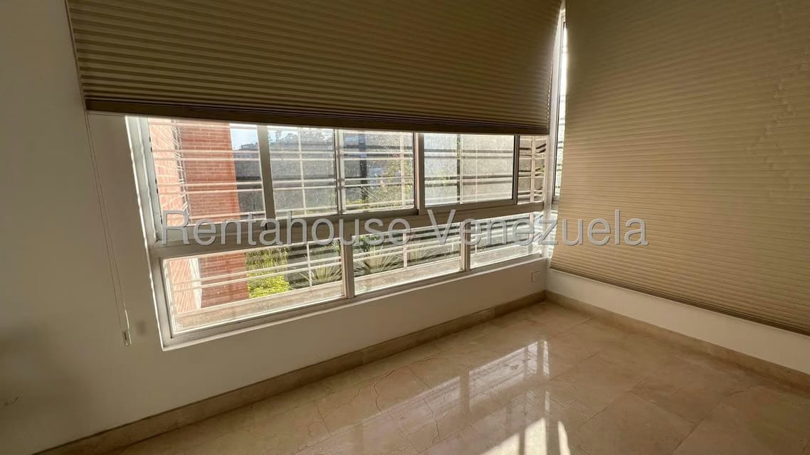 Apartamento (1 Nivel) en Venta en Alto Hatillo, Distrito Metropolitano - 33
