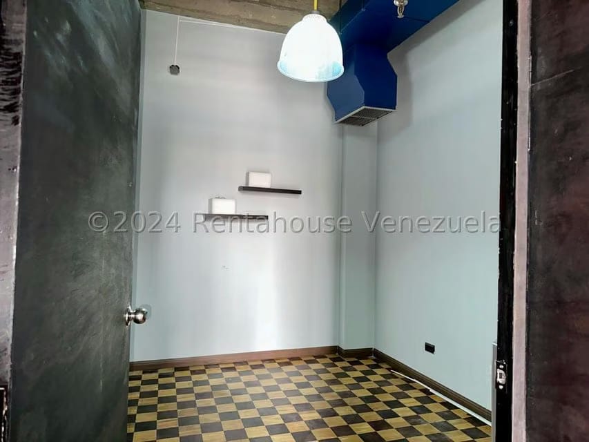 Comercial (Oficina) en Alquiler en Centro, Distrito Metropolitano - 12