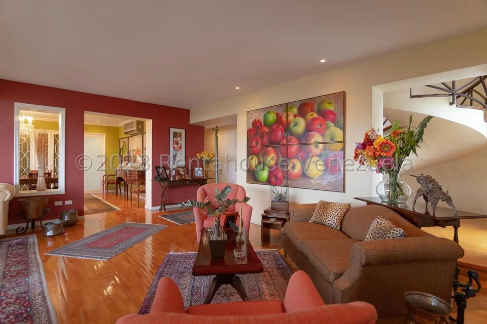 Apartamento (Duplex) en Alquiler en Los Palos Grandes, Distrito Metropolitano - 12