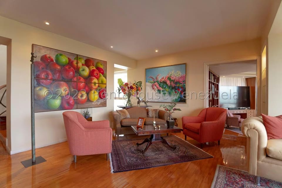 Apartamento (Duplex) en Alquiler en Los Palos Grandes, Distrito Metropolitano - 13