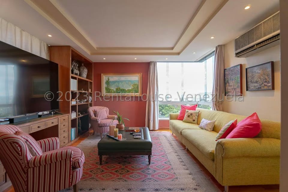 Apartamento (Duplex) en Alquiler en Los Palos Grandes, Distrito Metropolitano - 15