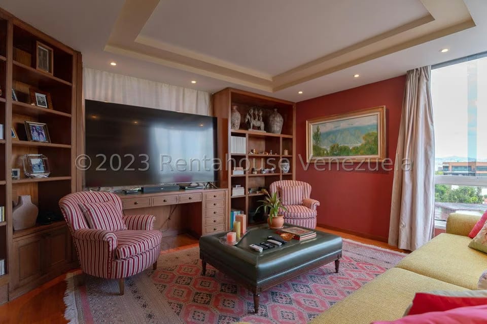 Apartamento (Duplex) en Alquiler en Los Palos Grandes, Distrito Metropolitano - 16