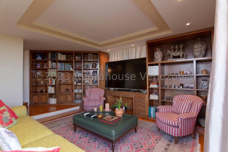 Apartamento (Duplex) en Alquiler en Los Palos Grandes, Distrito Metropolitano - 17
