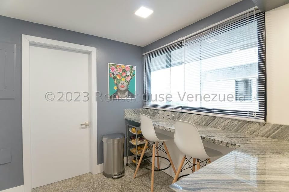 Apartamento (Duplex) en Alquiler en Los Palos Grandes, Distrito Metropolitano - 29