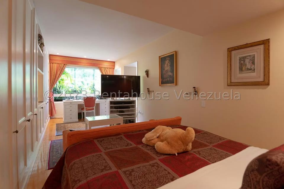 Apartamento (Duplex) en Alquiler en Los Palos Grandes, Distrito Metropolitano - 39