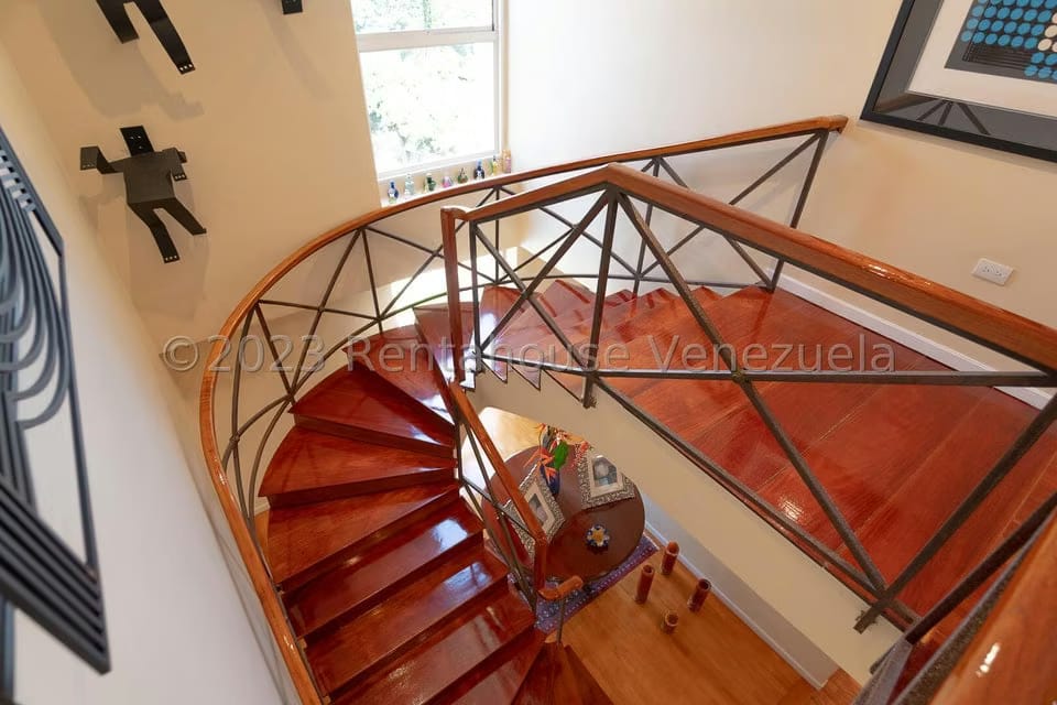 Apartamento (Duplex) en Alquiler en Los Palos Grandes, Distrito Metropolitano - 48