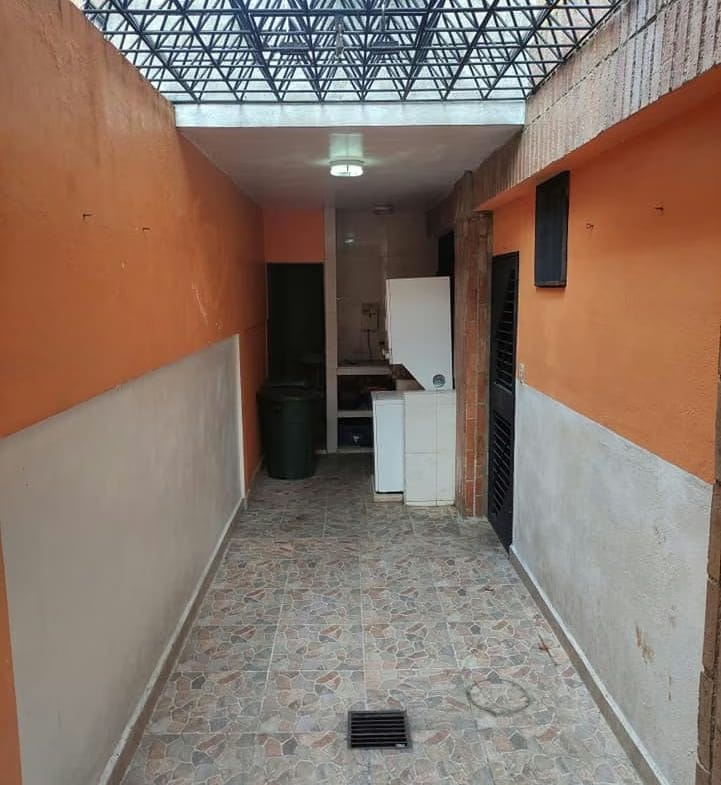 Apartamento Amoblado 137 M 2 , 3 Cuartos , 3 Baños - 6