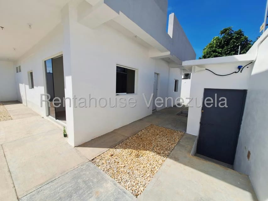 Casa (1 Nivel) en Venta en Trigal Norte, Carabobo - 23
