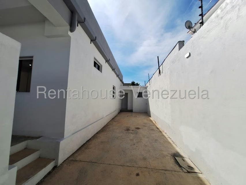 Casa (1 Nivel) en Venta en Trigal Norte, Carabobo - 28