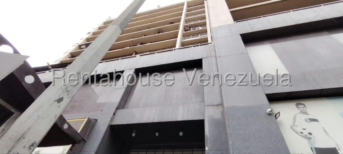 Comercial (Oficina) en Alquiler en Parroquia La Candelaria, Distrito Metropolitano - 2