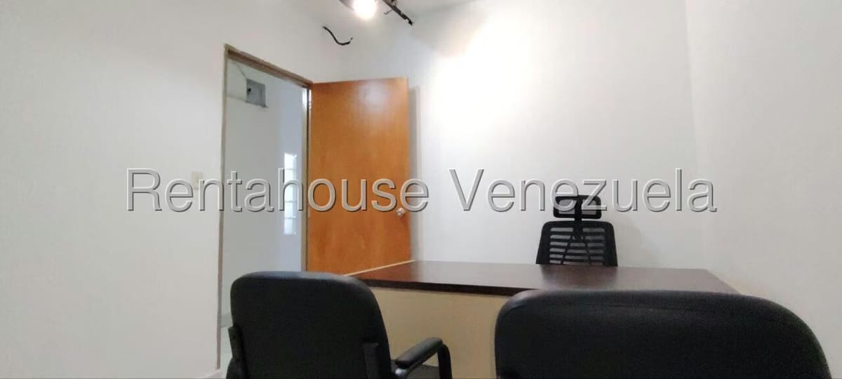 Comercial (Oficina) en Alquiler en Parroquia La Candelaria, Distrito Metropolitano - 12