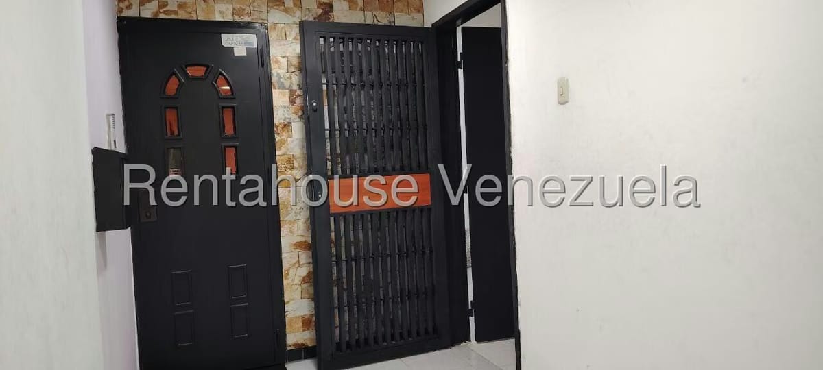 Comercial (Oficina) en Alquiler en Parroquia La Candelaria, Distrito Metropolitano - 5