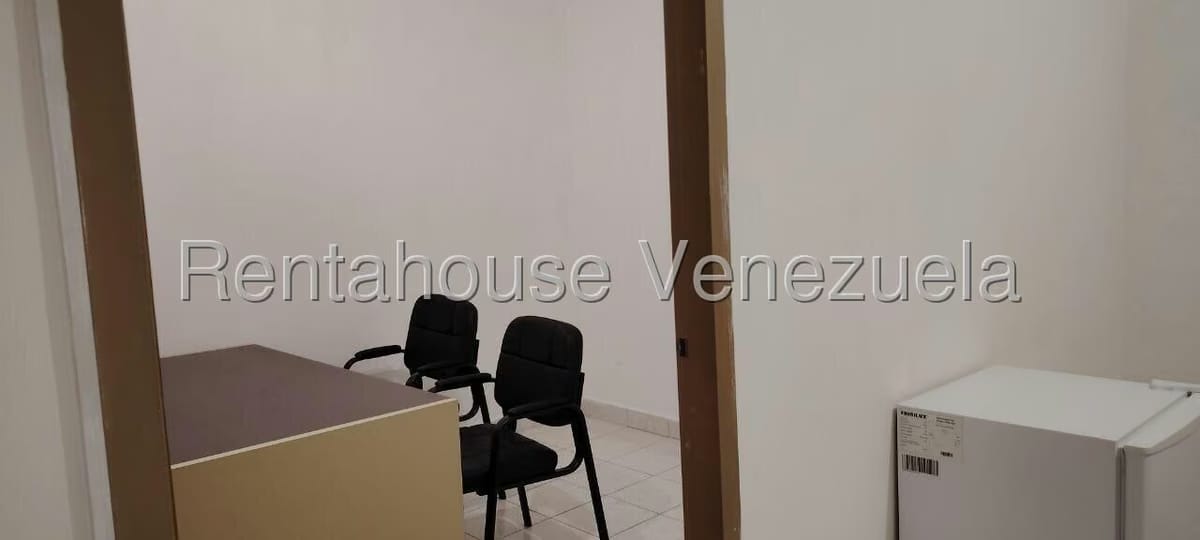 Comercial (Oficina) en Alquiler en Parroquia La Candelaria, Distrito Metropolitano - 9