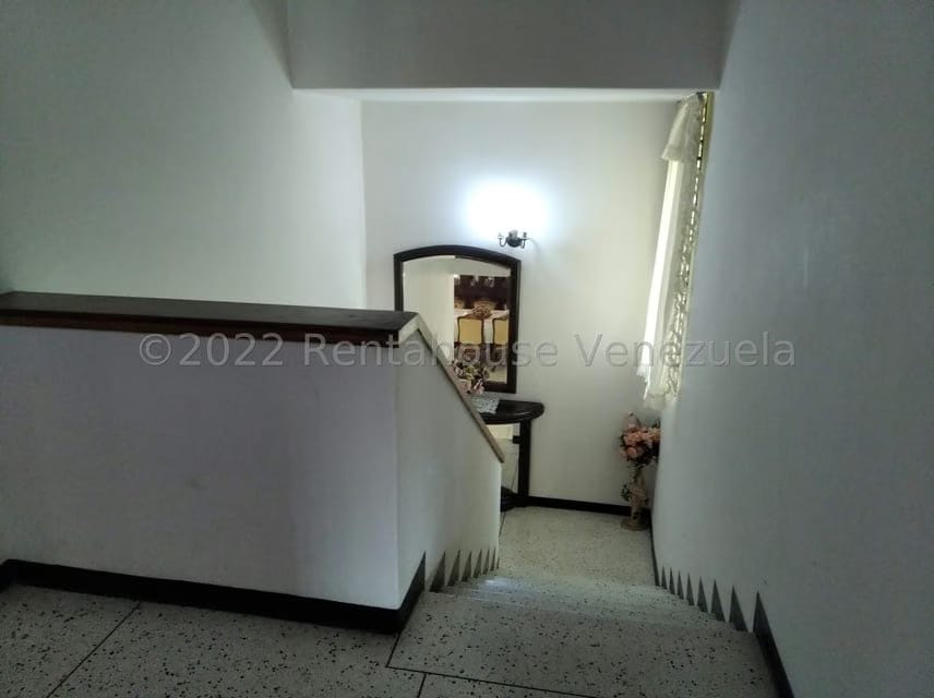 Casa (Duplex) en Venta en Colinas de Santa Monica, Distrito Metropolitano - 15