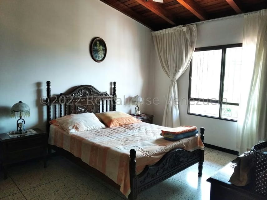 Casa (Duplex) en Venta en Colinas de Santa Monica, Distrito Metropolitano - 17