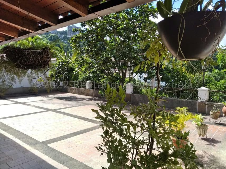 Casa (Duplex) en Venta en Colinas de Santa Monica, Distrito Metropolitano - 34