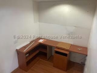 Comercial (Local Comercial) en Alquiler en Terrazas del Club Hipico, Distrito Metropolitano - 2