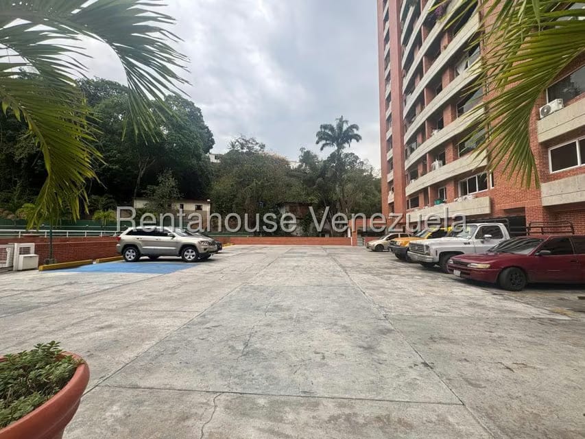 Apartamento (1 Nivel) en Venta en Colinas de Los Chaguaramos, Distrito Metropolitano - 34