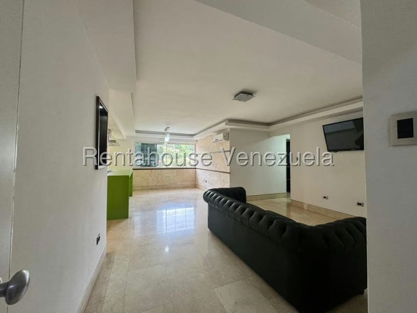 Apartamento (1 Nivel) en Venta en Colinas de Los Chaguaramos, Distrito Metropolitano - 6