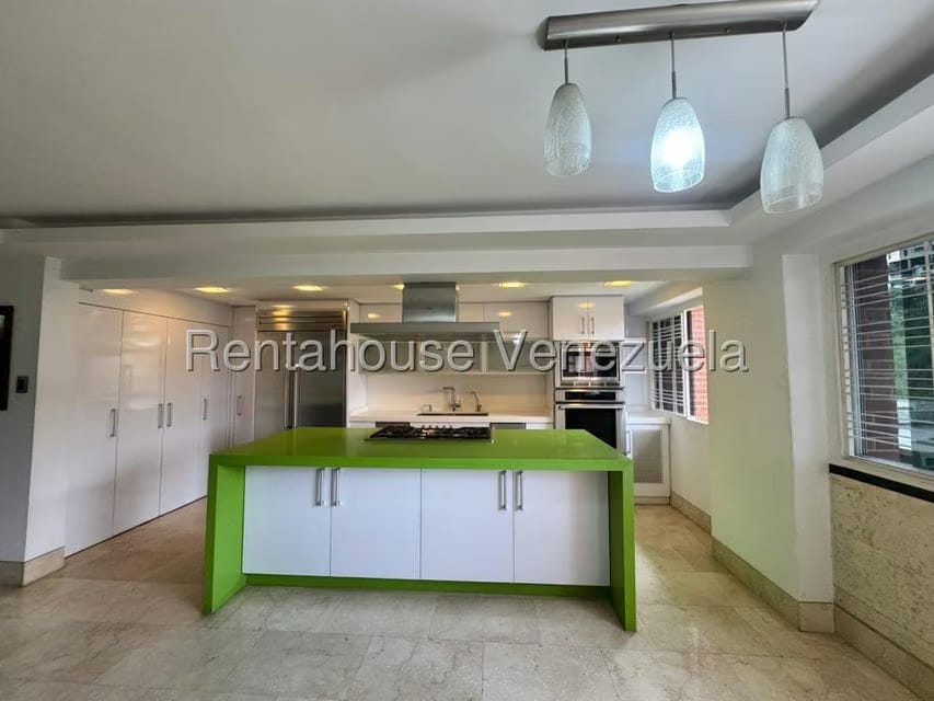 Apartamento (1 Nivel) en Venta en Colinas de Los Chaguaramos, Distrito Metropolitano - 10
