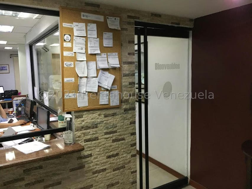 Comercial (Consultorio Medico) en Alquiler en Los Ruices, Distrito Metropolitano - 4