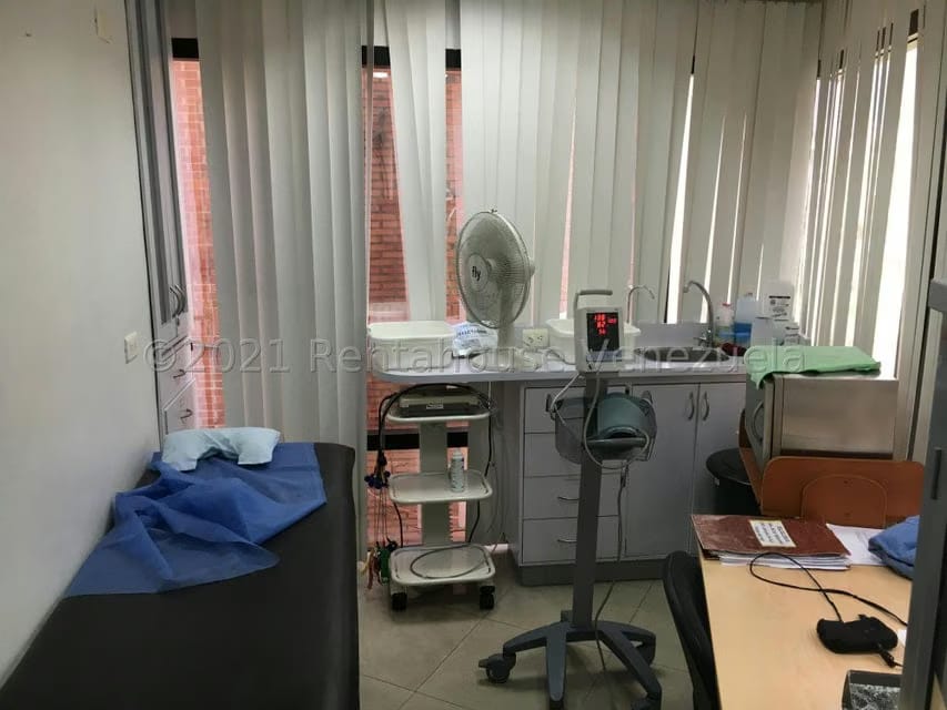 Comercial (Consultorio Medico) en Alquiler en Los Ruices, Distrito Metropolitano - 5