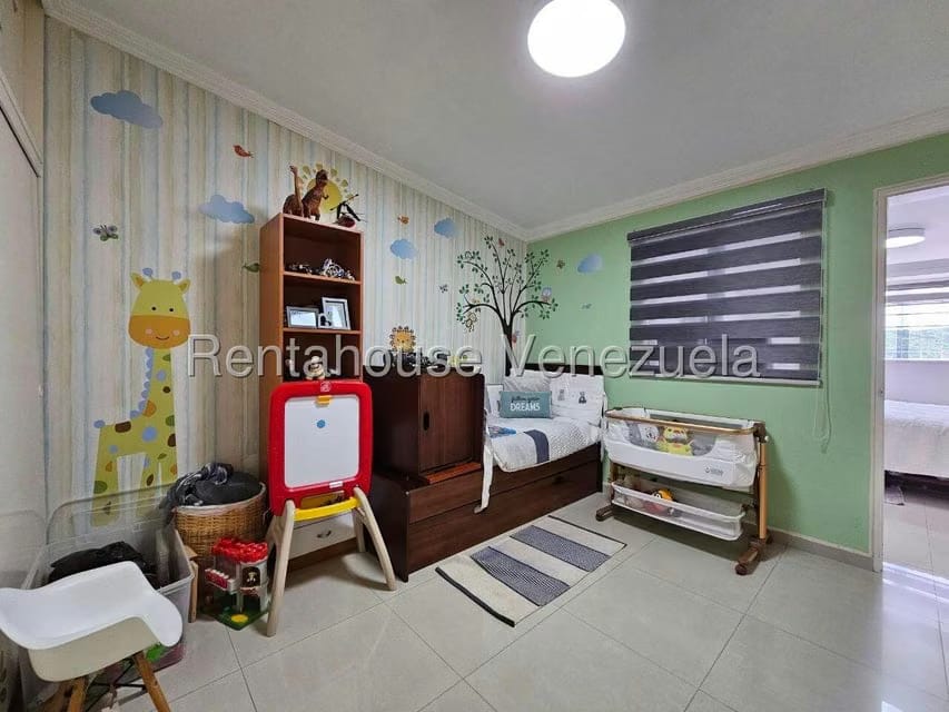Casa (Multipes Niveles) en Venta en Cumbres de Curumo, Distrito Metropolitano - 106