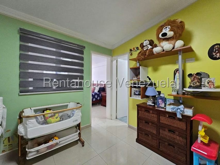 Casa (Multipes Niveles) en Venta en Cumbres de Curumo, Distrito Metropolitano - 107