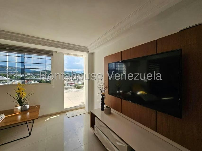 Casa (Multipes Niveles) en Venta en Cumbres de Curumo, Distrito Metropolitano - 89