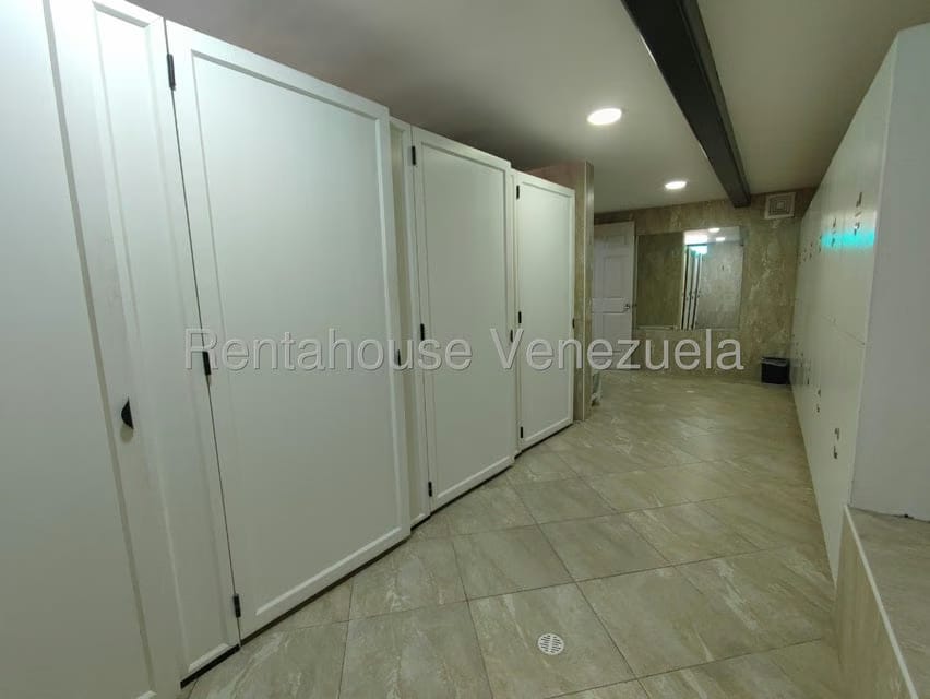 Comercial (Local Comercial) en Venta en Petare, Distrito Metropolitano - 35