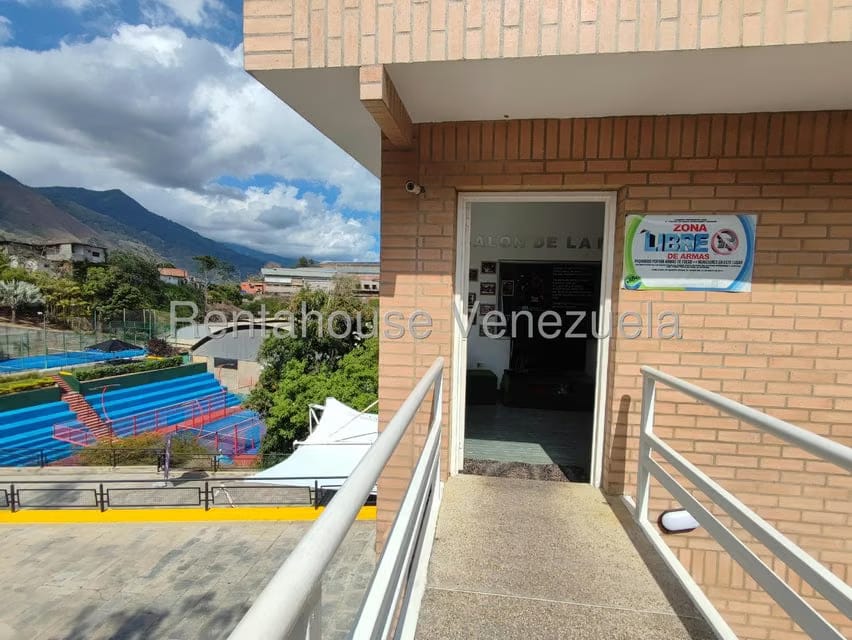Comercial (Local Comercial) en Venta en Petare, Distrito Metropolitano - 5