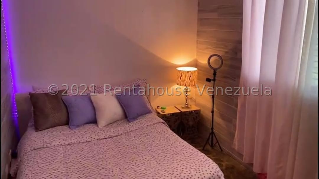 Casa (Duplex) en Venta en Pan de Azucar, Miranda - 17